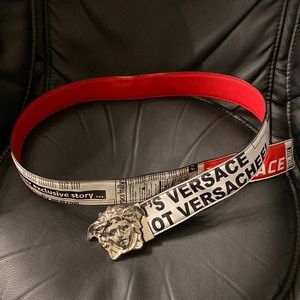 Versace white/ Red belt Medusa reversible size 32 men
